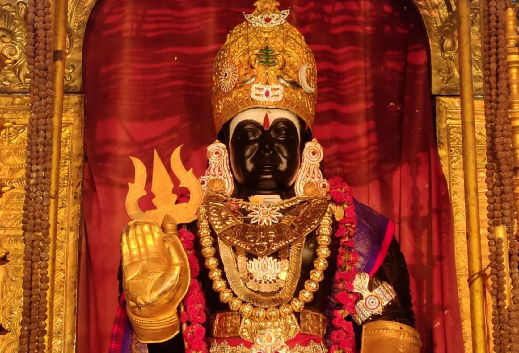 Coronation of THE SUPREME PONTIFF OF HINDUISM BHAGAVAN SRI NITHYANANDA PARAMASHIVAM